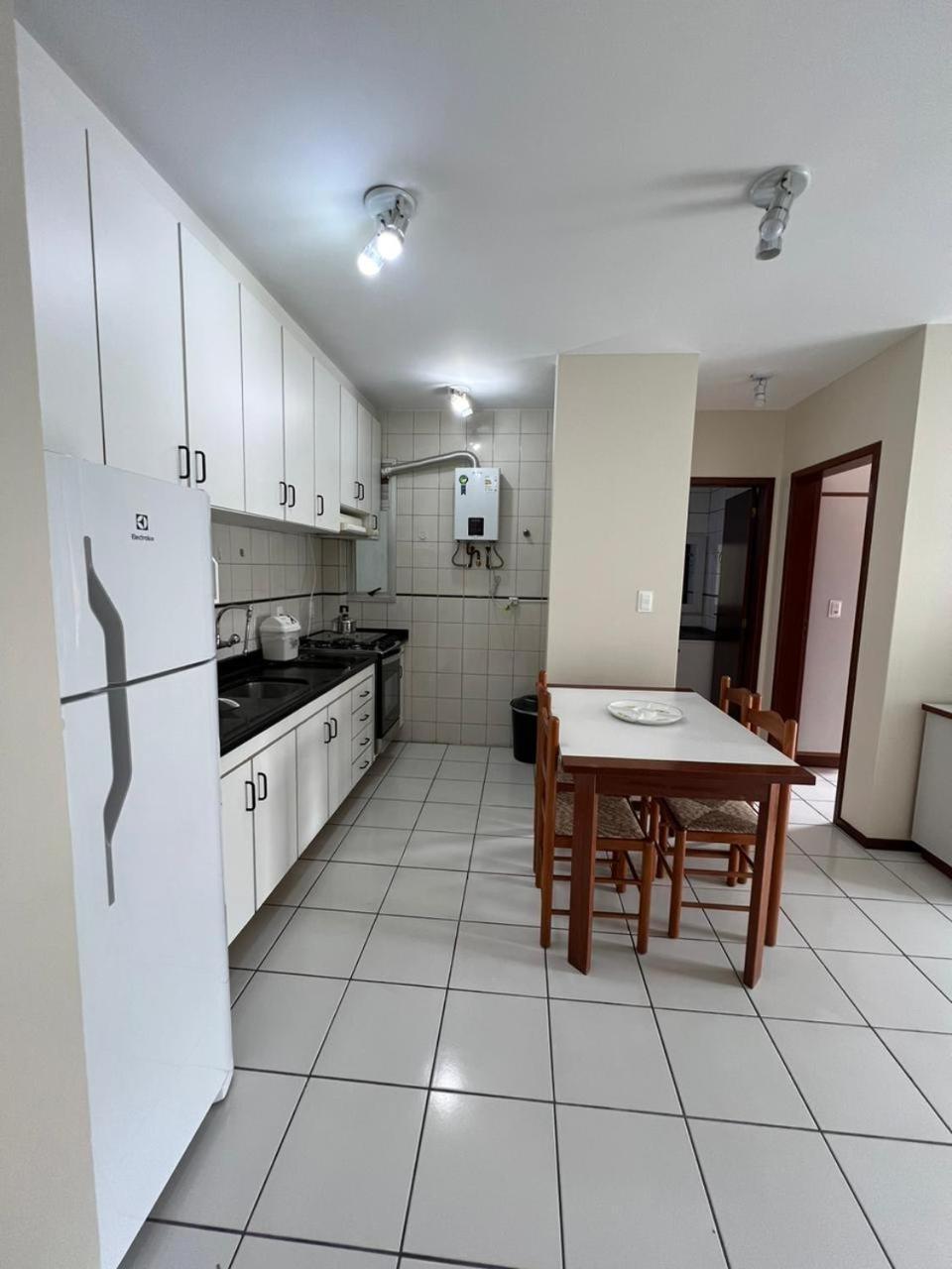 Apartamento Jurere Internacional 1